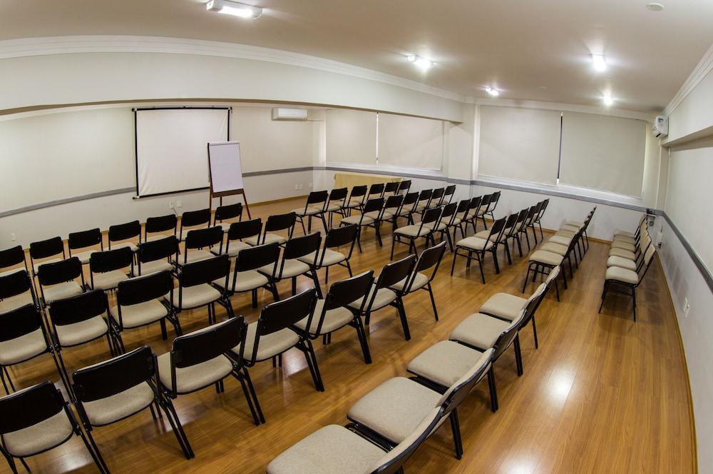 Leon Park E Convencoes - Custo Beneficio Hotel Campinas (Sao Paulo)