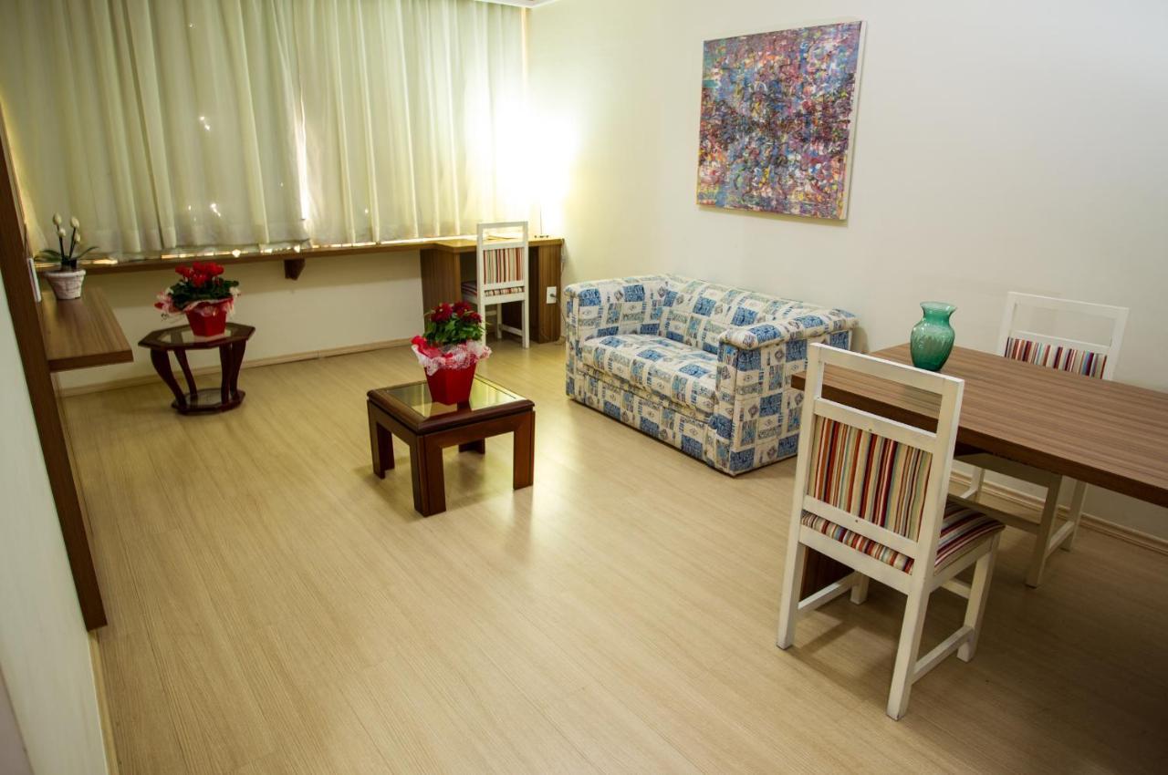 Leon Park E Convenções - Custo Benefício 3*